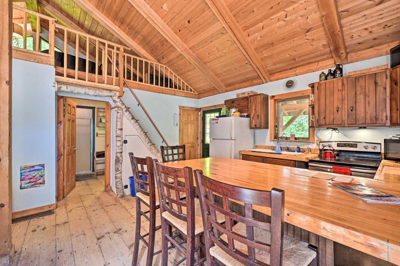 Remote Cabin With Fire Pit 3 Miles To Stowe Mtn! Экстерьер фото